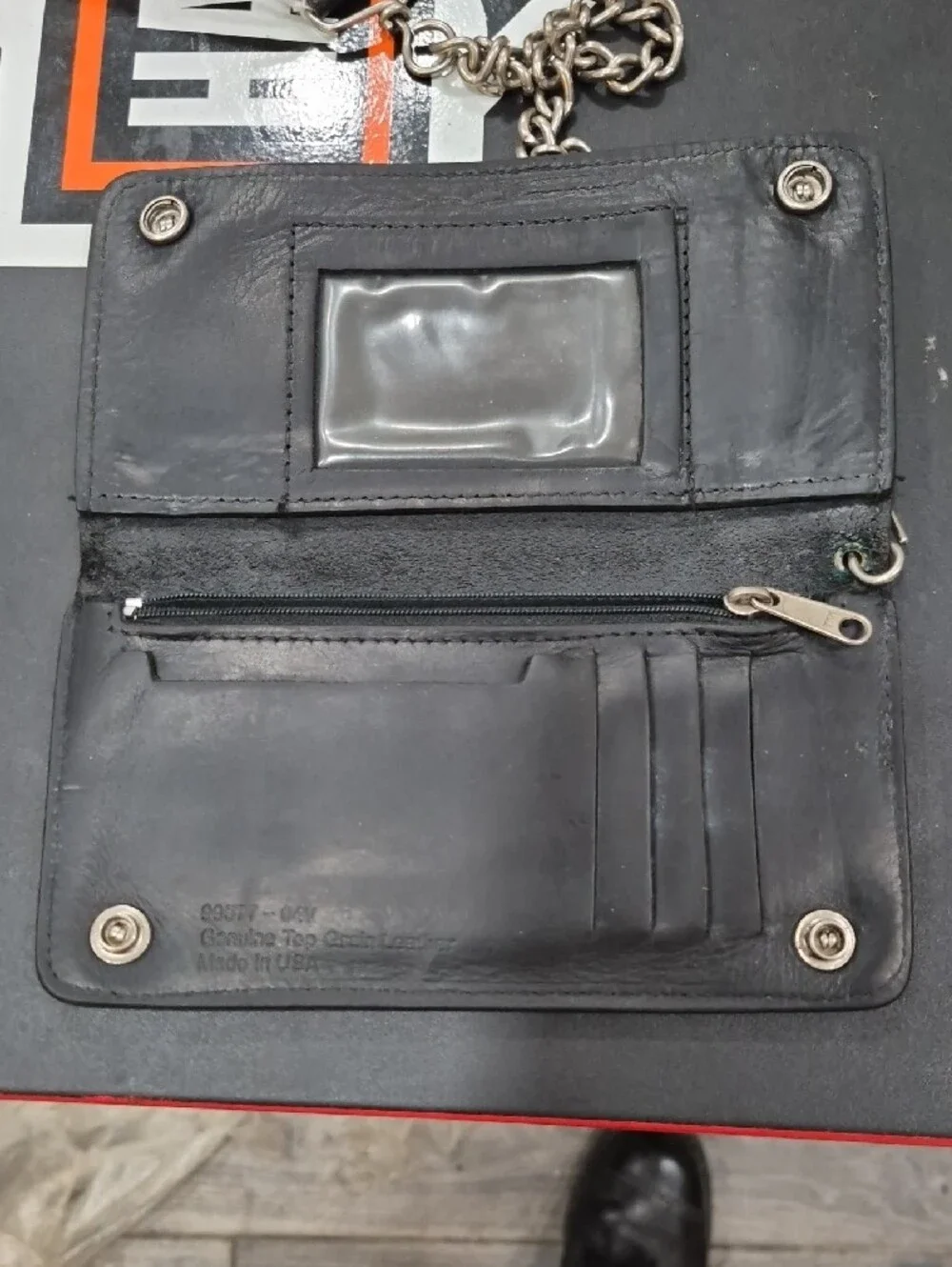 Vintage Harley-Davidson Black Leather Chain Wallet with Embossed Logo